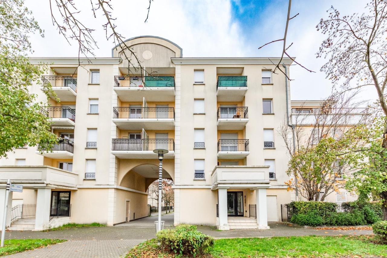 Appartement Mona, F2 Pour 4 Pers. - Fairytale Factory à Bussy-Saint-Georges Extérieur photo